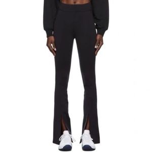 Alo 7/8 Flutter Leggings - Flare Split Hem